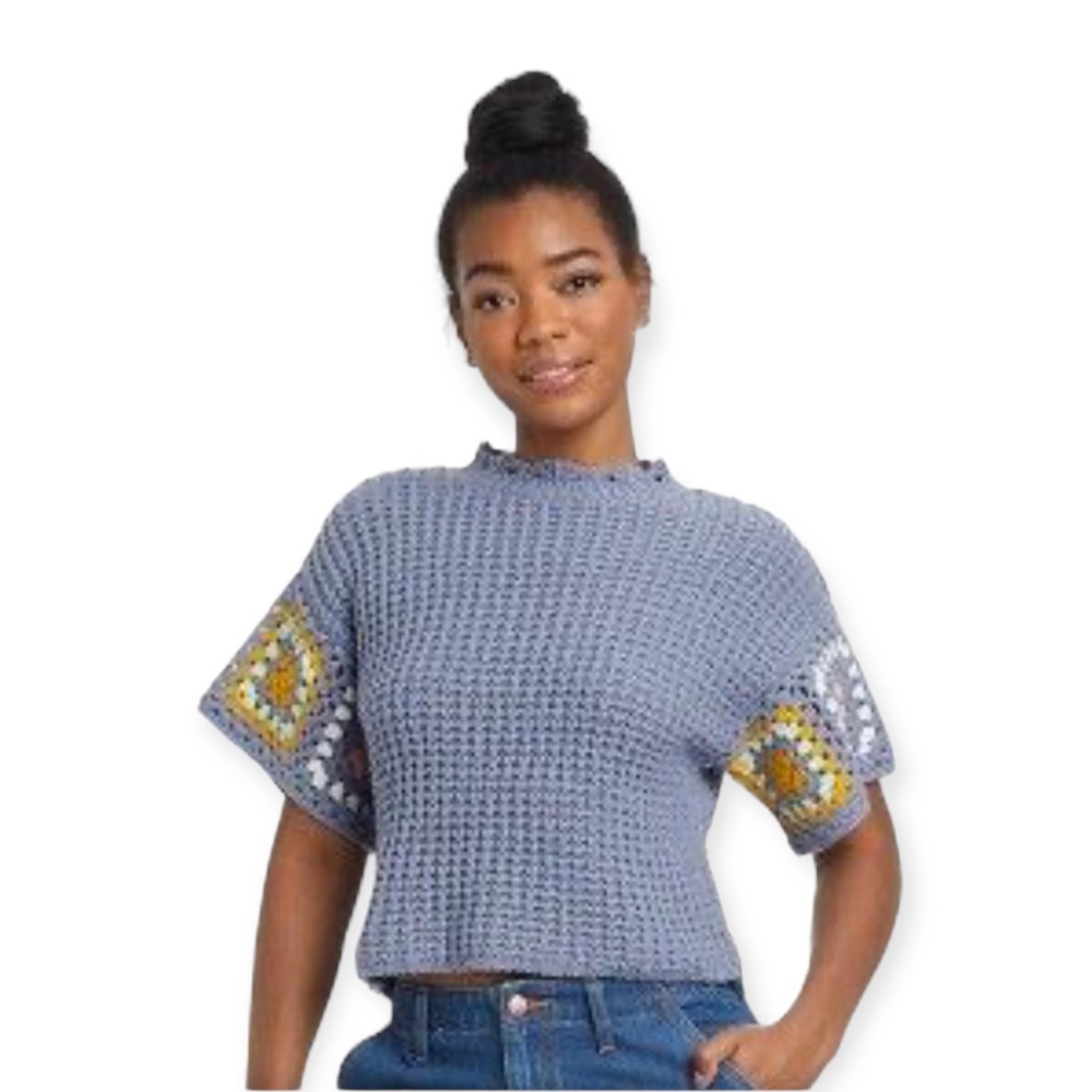 Universal Thread Short Sleeve Crewneck Crochet Pullover Sweater in Blue